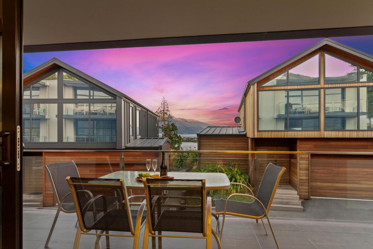 Stunning 2 Bedroom Apartment With Balcony! Queenstown Extérieur photo